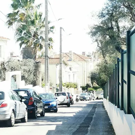 Bright 1-bedroom 'les Alizees' With Air Conditioning And Parking * Juan-les-Pins